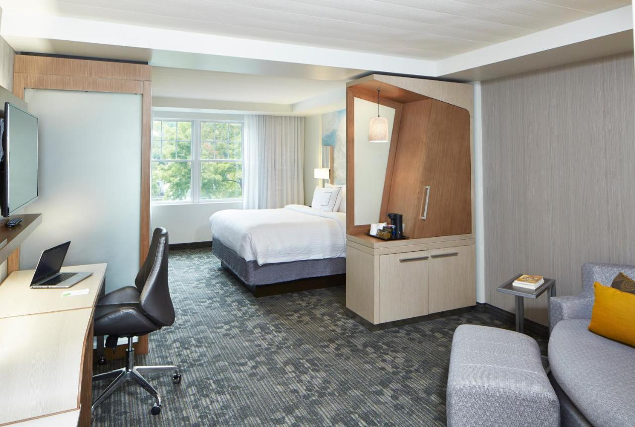 Courtyard By Marriott לייק ג'ורג' מראה חיצוני תמונה