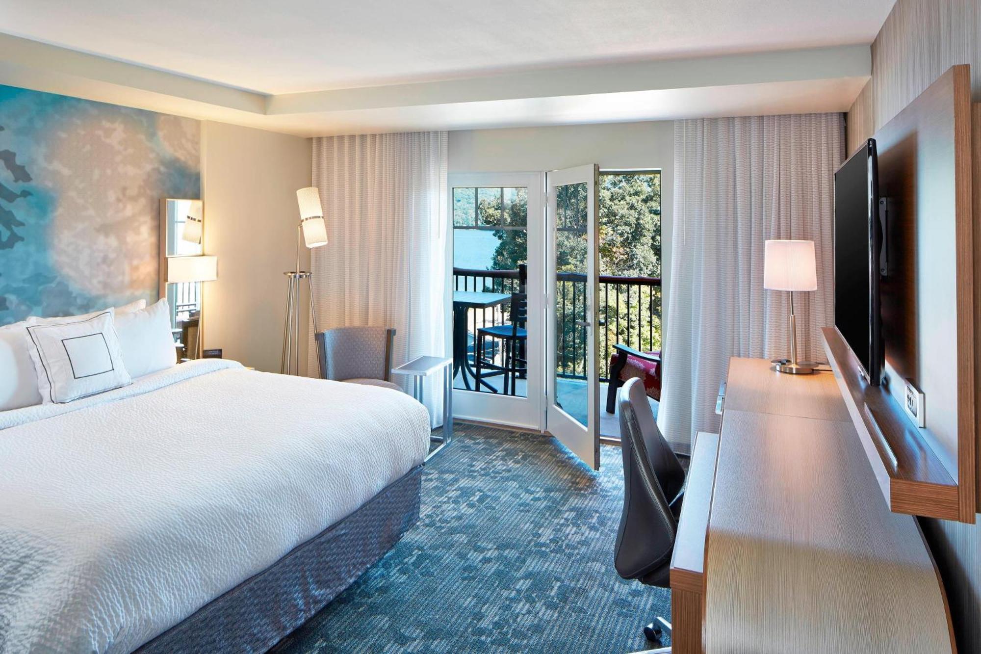 Courtyard By Marriott לייק ג'ורג' מראה חיצוני תמונה