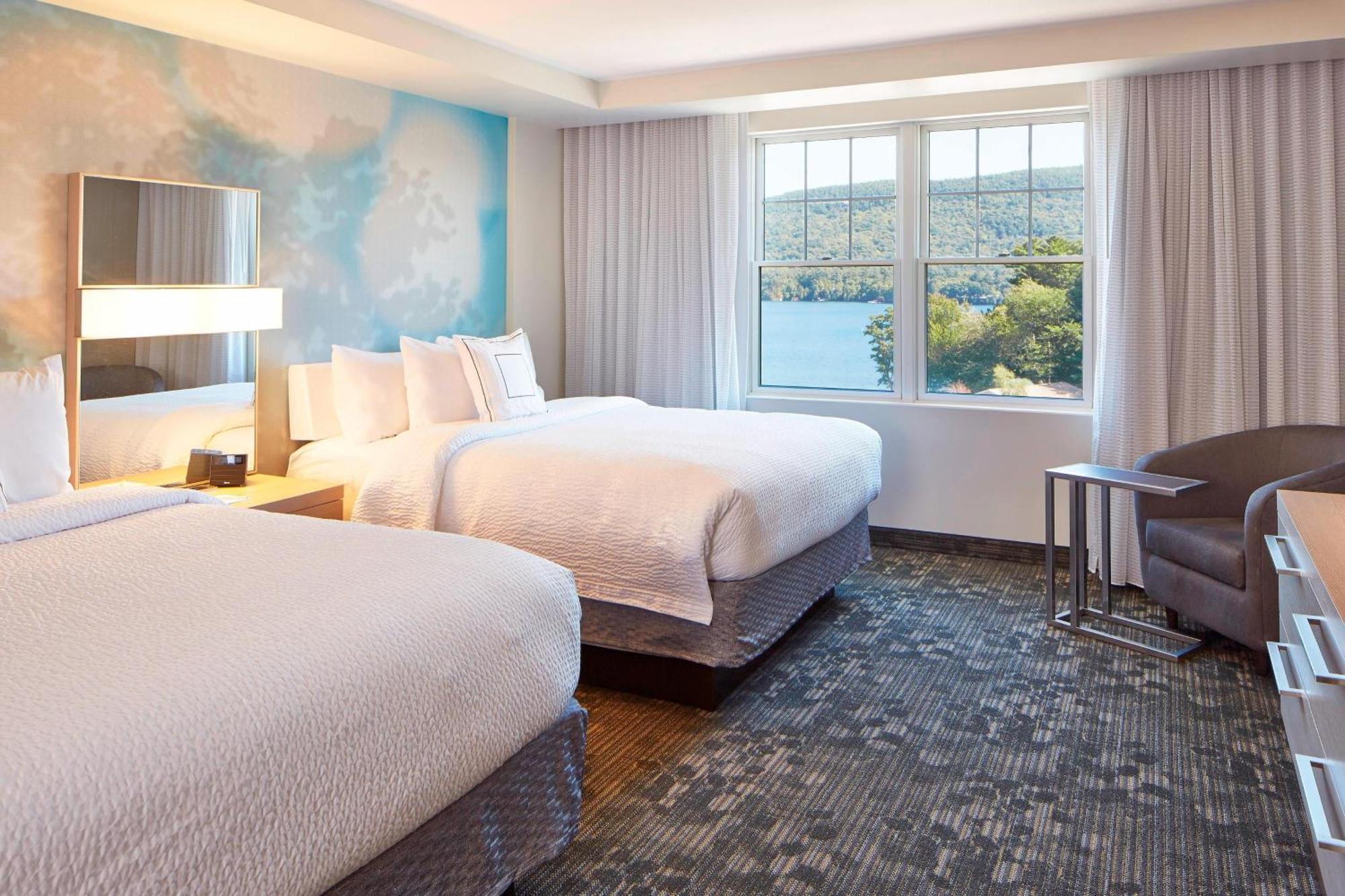 Courtyard By Marriott לייק ג'ורג' מראה חיצוני תמונה